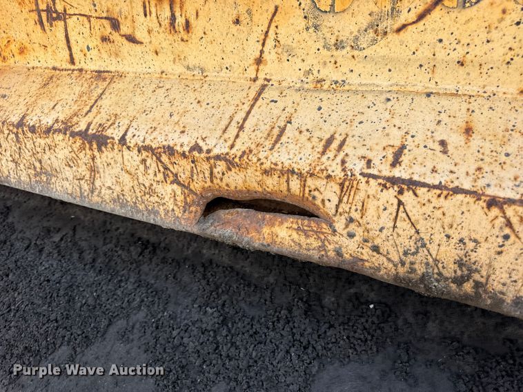 image for item DO2399 2011 International WorkStar 7500 dump truck