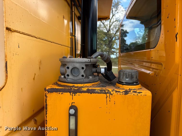 image for item DO2399 2011 International WorkStar 7500 dump truck