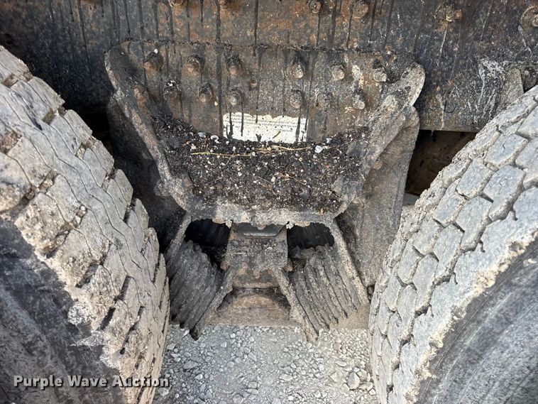 image for item DO2399 2011 International WorkStar 7500 dump truck