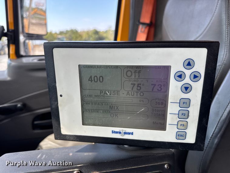 image for item DO2399 2011 International WorkStar 7500 dump truck