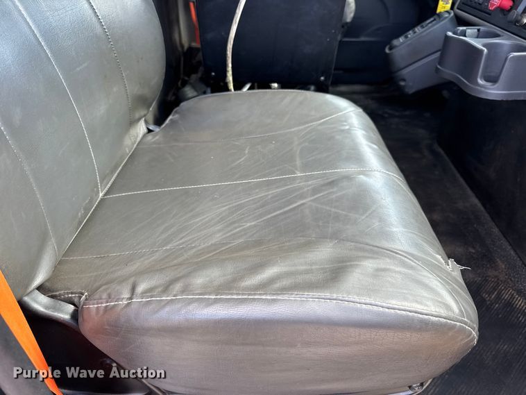 image for item DO2399 2011 International WorkStar 7500 dump truck