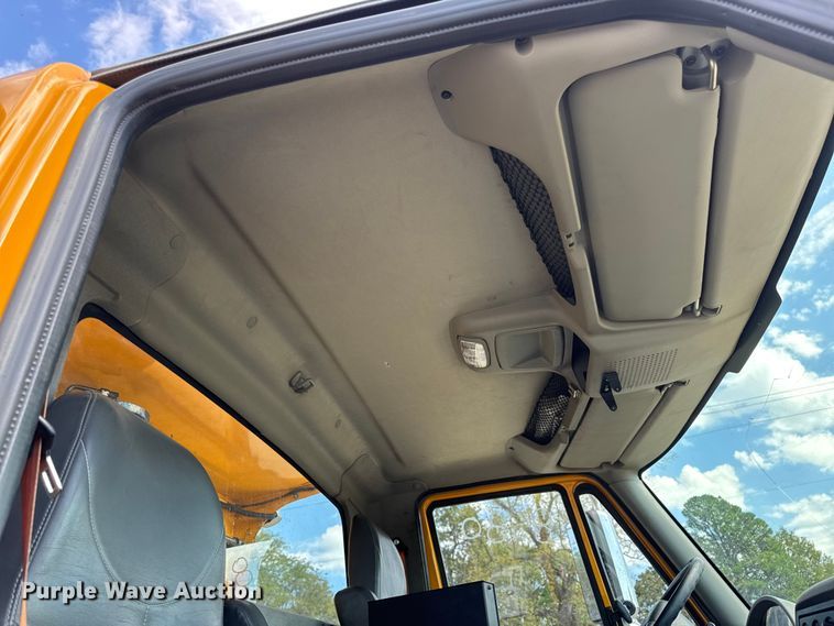 image for item DO2399 2011 International WorkStar 7500 dump truck