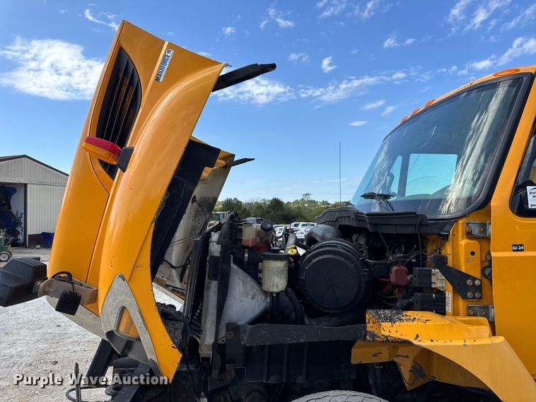 image for item DO2399 2011 International WorkStar 7500 dump truck