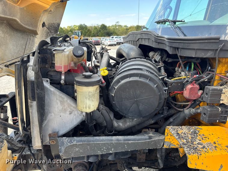 image for item DO2399 2011 International WorkStar 7500 dump truck