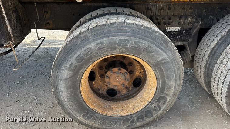 image for item DO2399 2011 International WorkStar 7500 dump truck