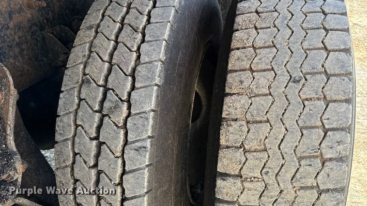 image for item DO2399 2011 International WorkStar 7500 dump truck