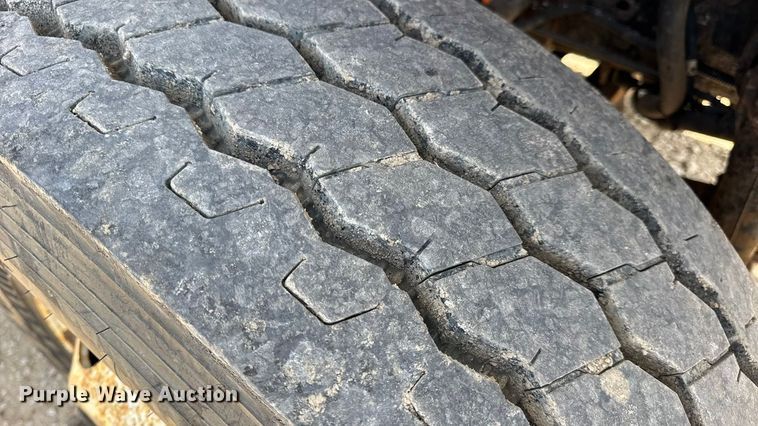 image for item DO2399 2011 International WorkStar 7500 dump truck