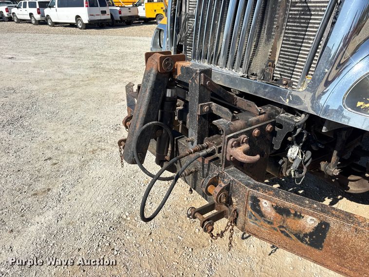 image for item DO2400 2007 International 7400 dump truck