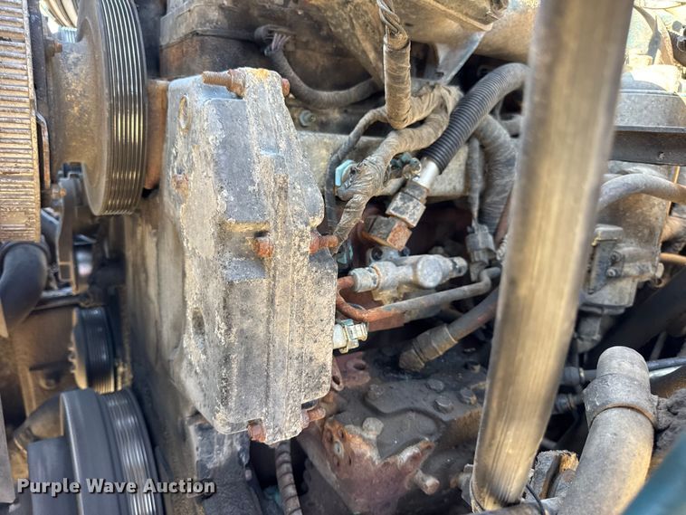 image for item DO2400 2007 International 7400 dump truck