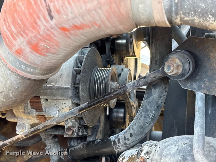 image for item DO2400 2007 International 7400 dump truck