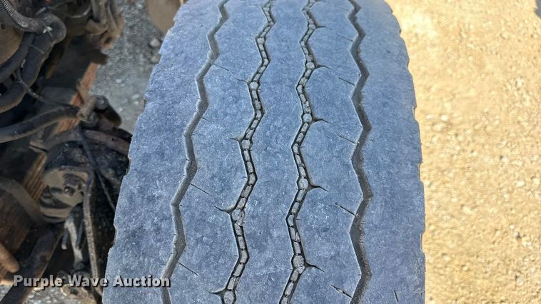 image for item DO2400 2007 International 7400 dump truck