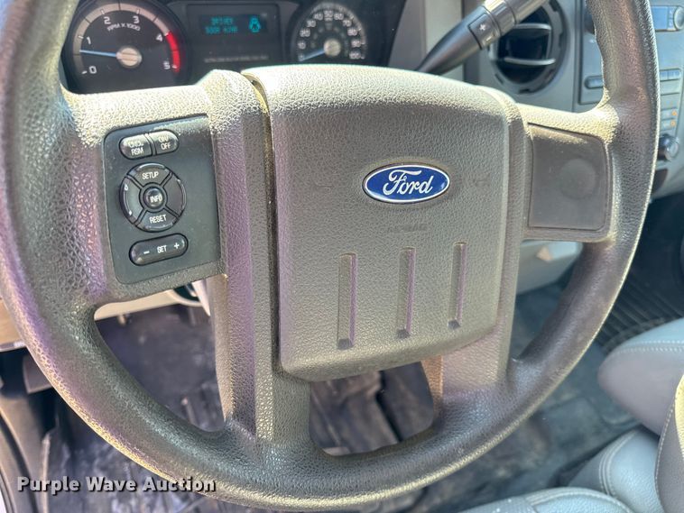 image for item DO2401 2015 Ford F550 XL flatbed truck