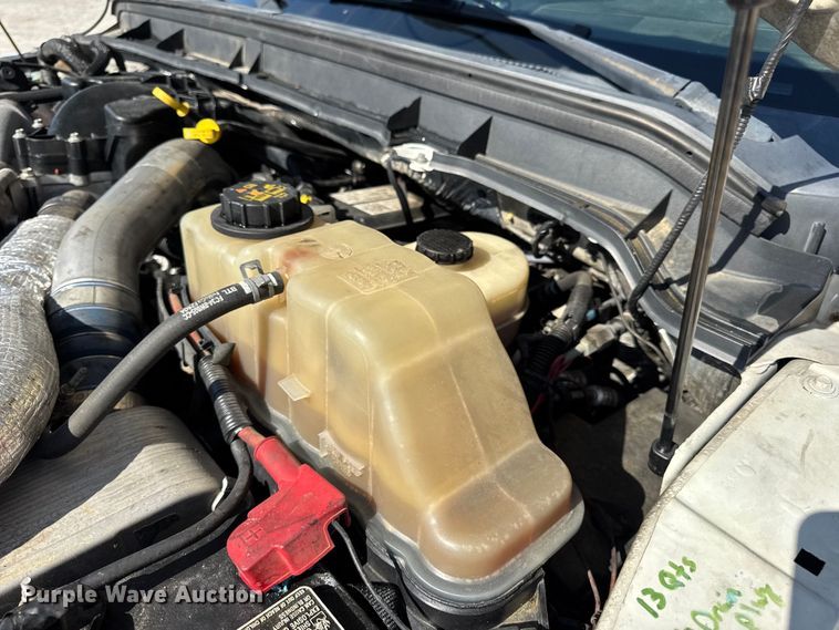 image for item DO2401 2015 Ford F550 XL flatbed truck