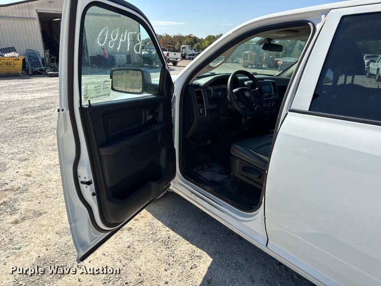 image for item DO2402 2017 RAM 1500 Crew Cab pickup truck