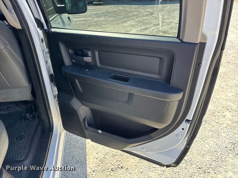 image for item DO2402 2017 RAM 1500 Crew Cab pickup truck