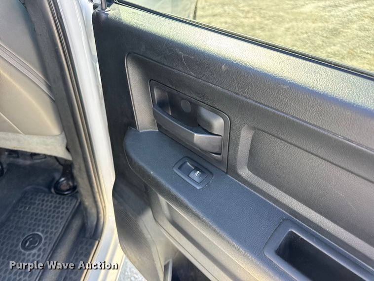 image for item DO2402 2017 RAM 1500 Crew Cab pickup truck