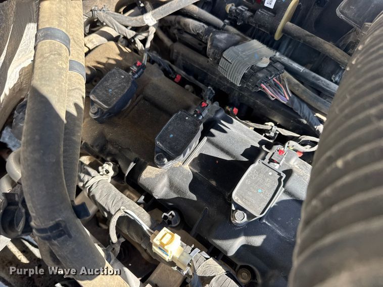 image for item DO2402 2017 RAM 1500 Crew Cab pickup truck