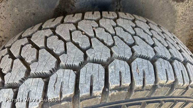 image for item DO2402 2017 RAM 1500 Crew Cab pickup truck