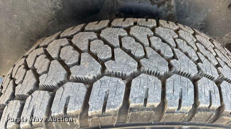 image for item DO2402 2017 RAM 1500 Crew Cab pickup truck