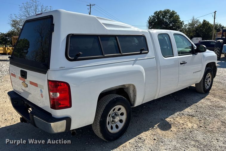image for item DO2403 2009 Chevrolet Silverado 1500 Ext. Cab pickup truck