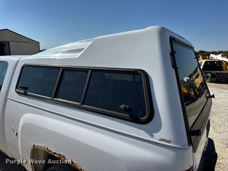 image for item DO2403 2009 Chevrolet Silverado 1500 Ext. Cab pickup truck