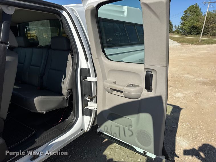 image for item DO2403 2009 Chevrolet Silverado 1500 Ext. Cab pickup truck