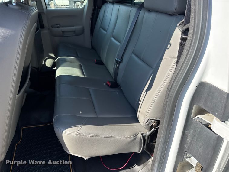 image for item DO2403 2009 Chevrolet Silverado 1500 Ext. Cab pickup truck