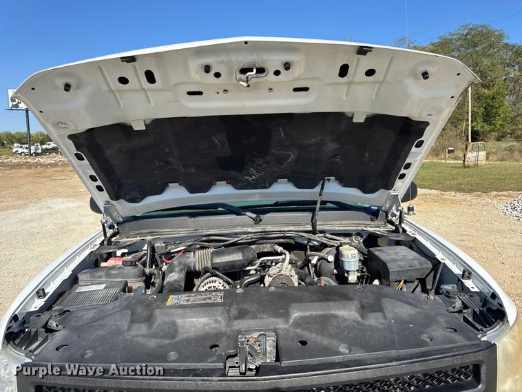 image for item DO2403 2009 Chevrolet Silverado 1500 Ext. Cab pickup truck