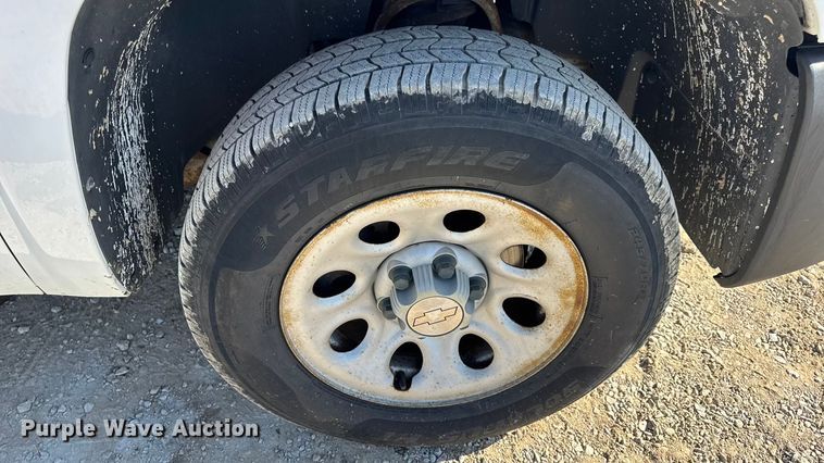 image for item DO2403 2009 Chevrolet Silverado 1500 Ext. Cab pickup truck