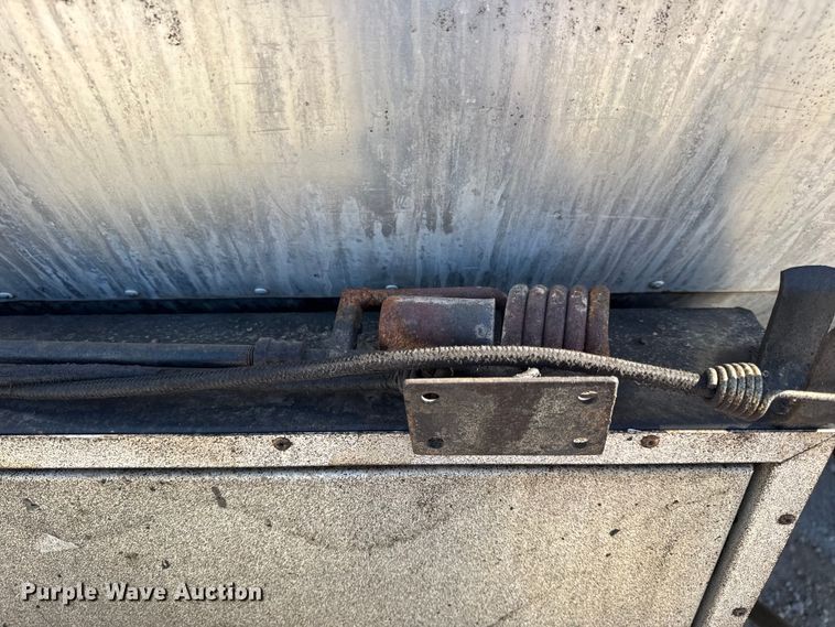 image for item DO2404 2008 International WorkStar 7300 oil distributor truck