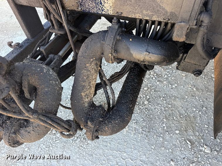 image for item DO2404 2008 International WorkStar 7300 oil distributor truck