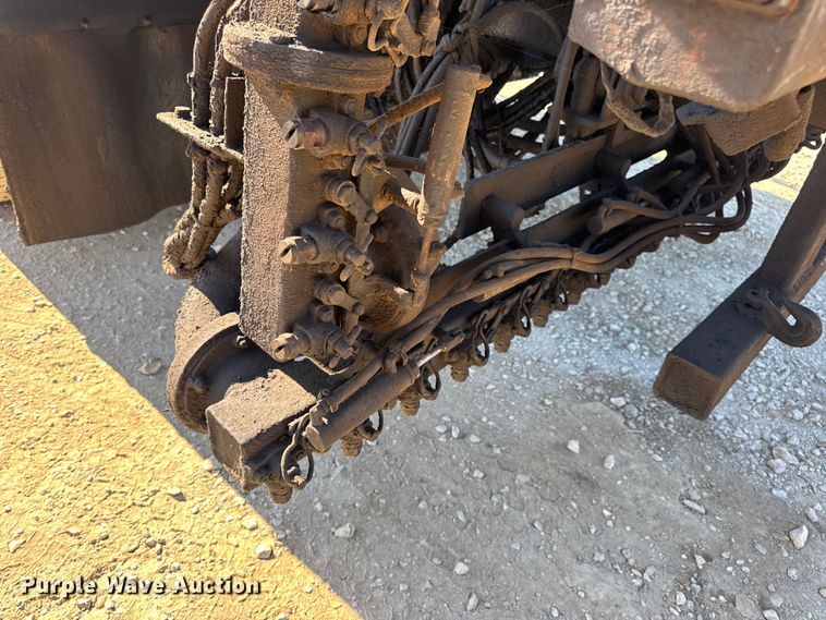 image for item DO2404 2008 International WorkStar 7300 oil distributor truck