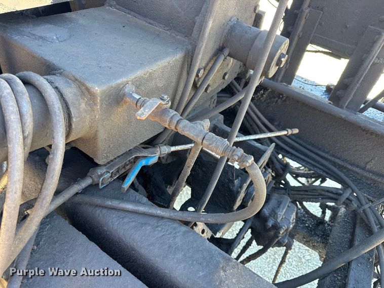 image for item DO2404 2008 International WorkStar 7300 oil distributor truck