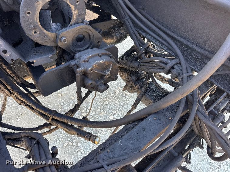 image for item DO2404 2008 International WorkStar 7300 oil distributor truck