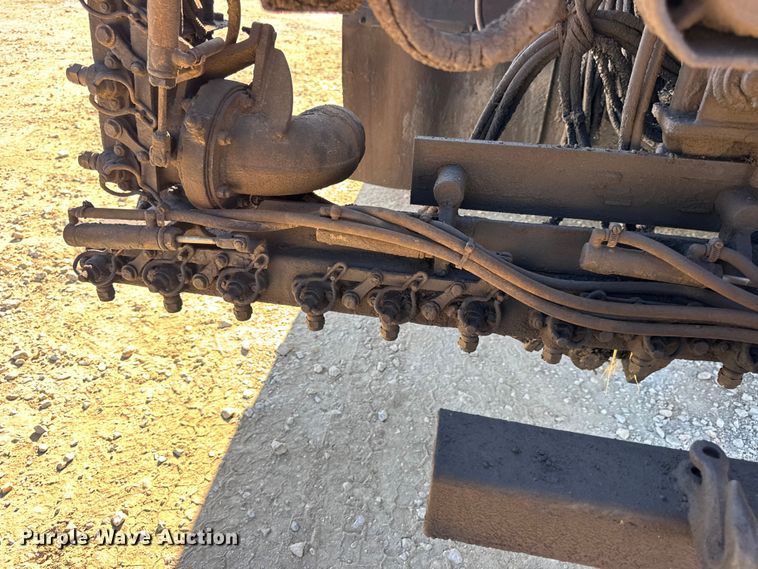 image for item DO2404 2008 International WorkStar 7300 oil distributor truck