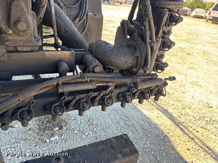 image for item DO2404 2008 International WorkStar 7300 oil distributor truck