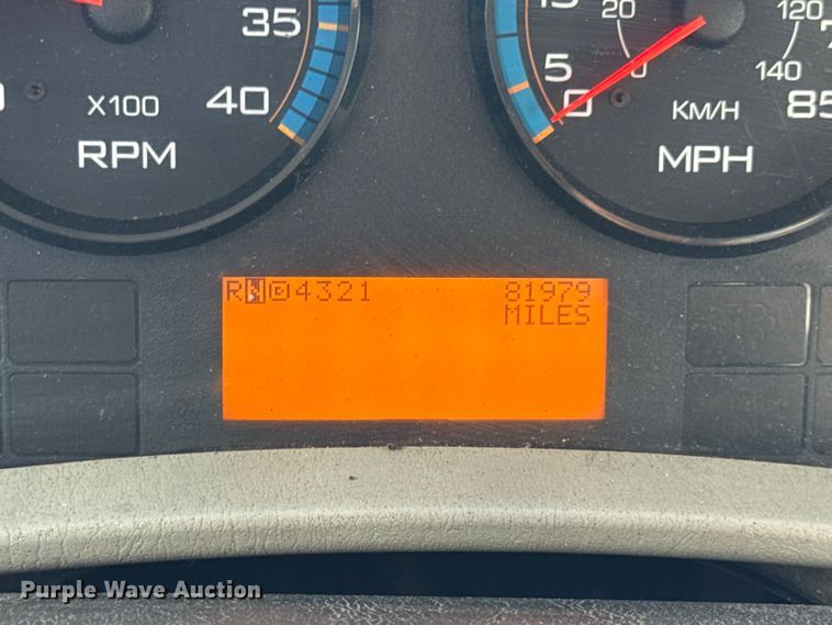 image for item DO2404 2008 International WorkStar 7300 oil distributor truck