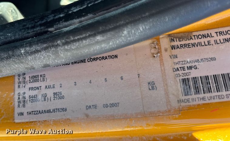 image for item DO2404 2008 International WorkStar 7300 oil distributor truck