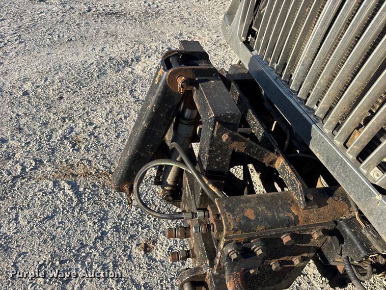 image for item DO2414 2005 International 7400 dump truck