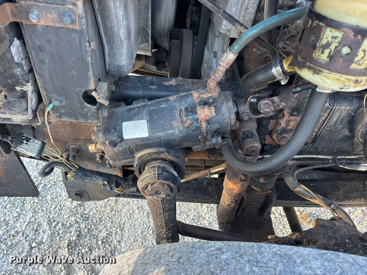 image for item DO2414 2005 International 7400 dump truck