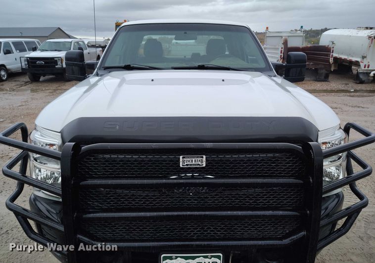 image for item DP5072 2015 Ford F250 Super Duty SuperCab pickup truck