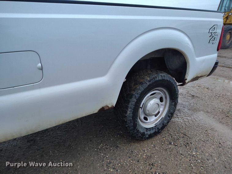 image for item DP5072 2015 Ford F250 Super Duty SuperCab pickup truck