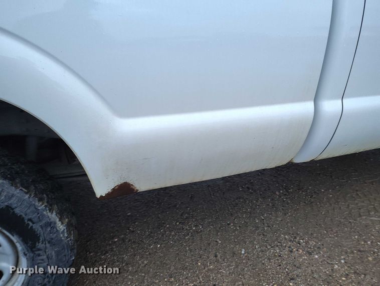 image for item DP5072 2015 Ford F250 Super Duty SuperCab pickup truck