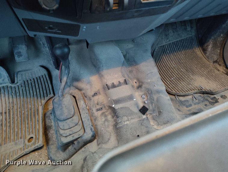 image for item DP5072 2015 Ford F250 Super Duty SuperCab pickup truck