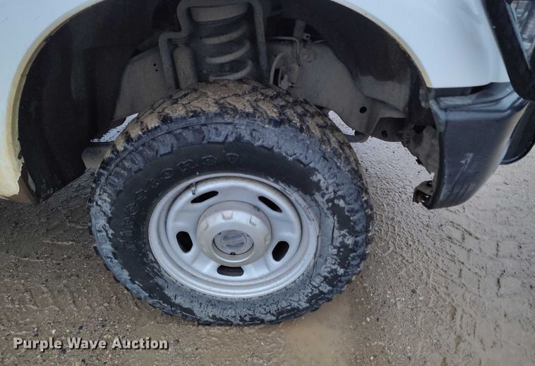 image for item DP5072 2015 Ford F250 Super Duty SuperCab pickup truck