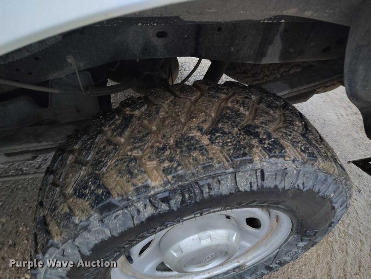 image for item DP5072 2015 Ford F250 Super Duty SuperCab pickup truck