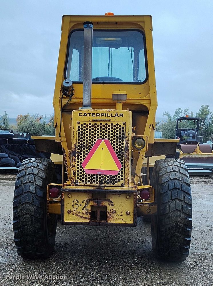 image for item DP5073 1978 Caterpillar 910 wheel loader