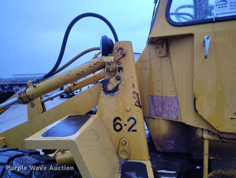 image for item DP5073 1978 Caterpillar 910 wheel loader