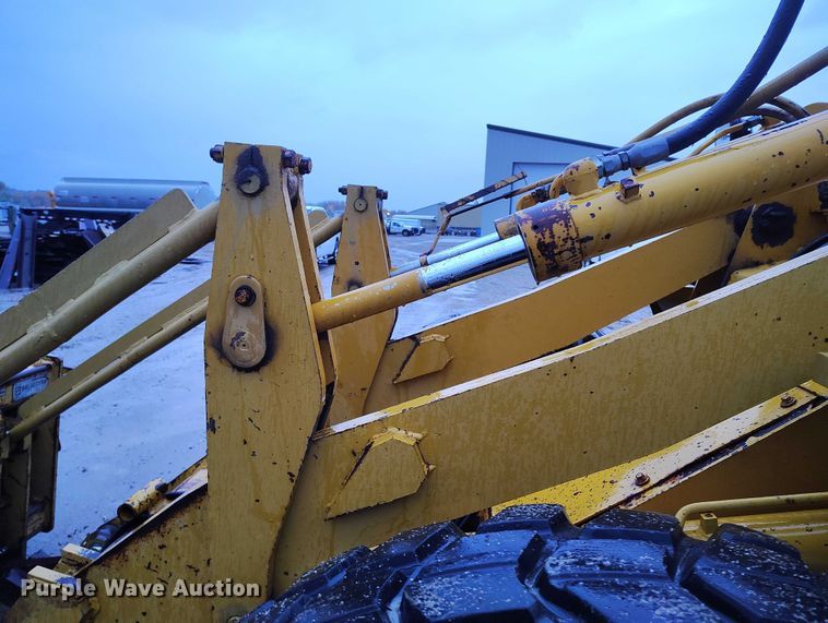 image for item DP5073 1978 Caterpillar 910 wheel loader