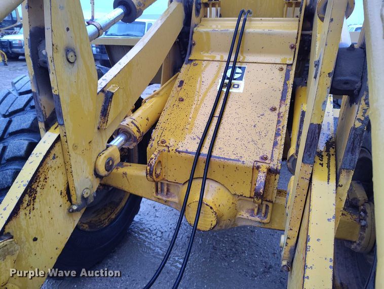 image for item DP5073 1978 Caterpillar 910 wheel loader